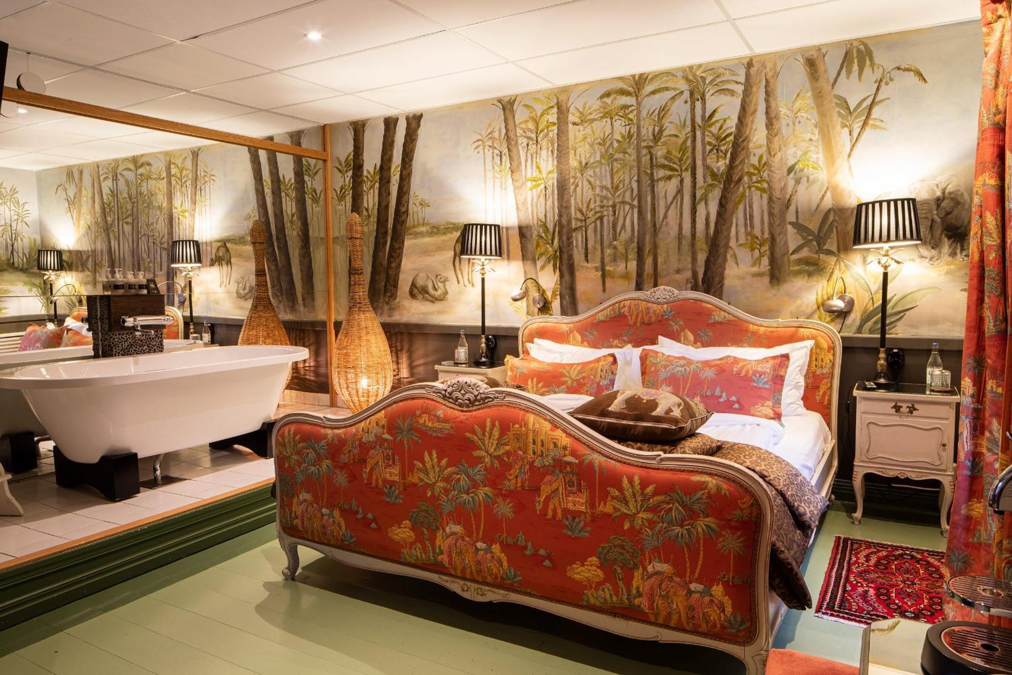 Bomans Hotell I Троса Екстериор снимка